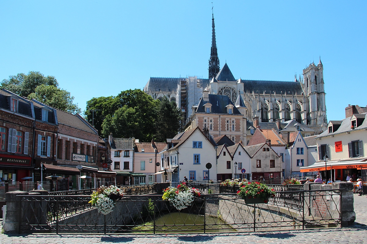 Cathédrale d Amiens, place du Don, en Hauts-de-France
